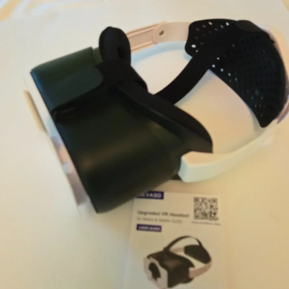 Devaso Upgraded VR Headset for Nintendo Switch and Switch OLED. Black and White.